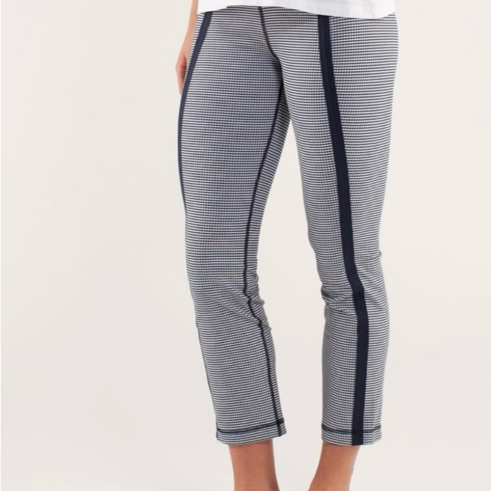 Lululemon **Coast to Class pant**